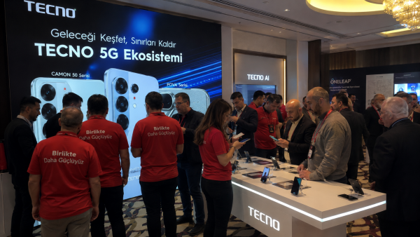 TECNO modüler akıllı telefon sistemi